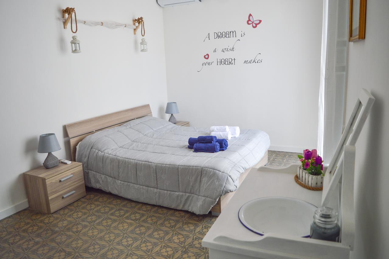 Sofia Pretty Appartament Villa Палермо Екстериор снимка